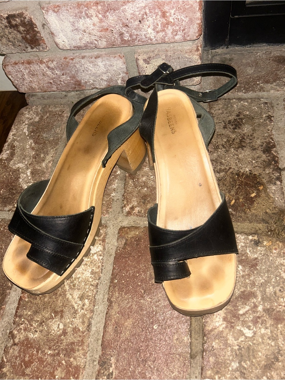 Vintage Y2K Black Leather Top Strap Platform Chunky Sandals by Swedish Hasbeens